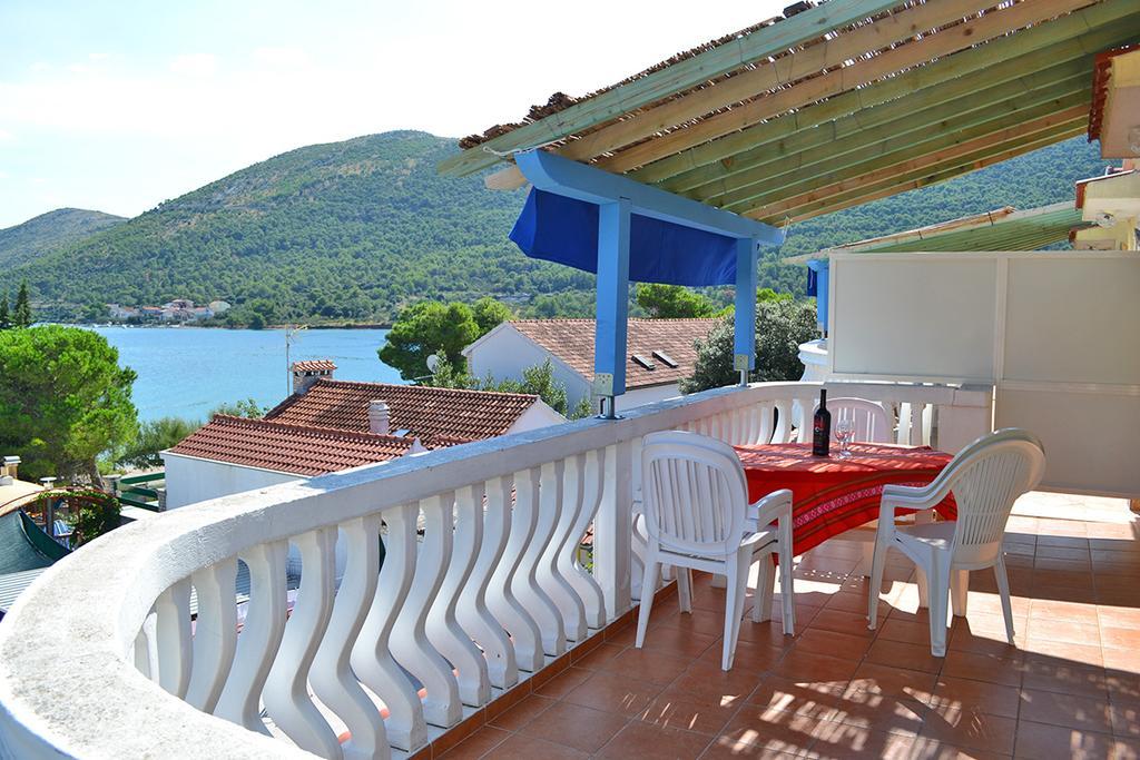 Apartmani Delfin Grebaštica Exterior foto