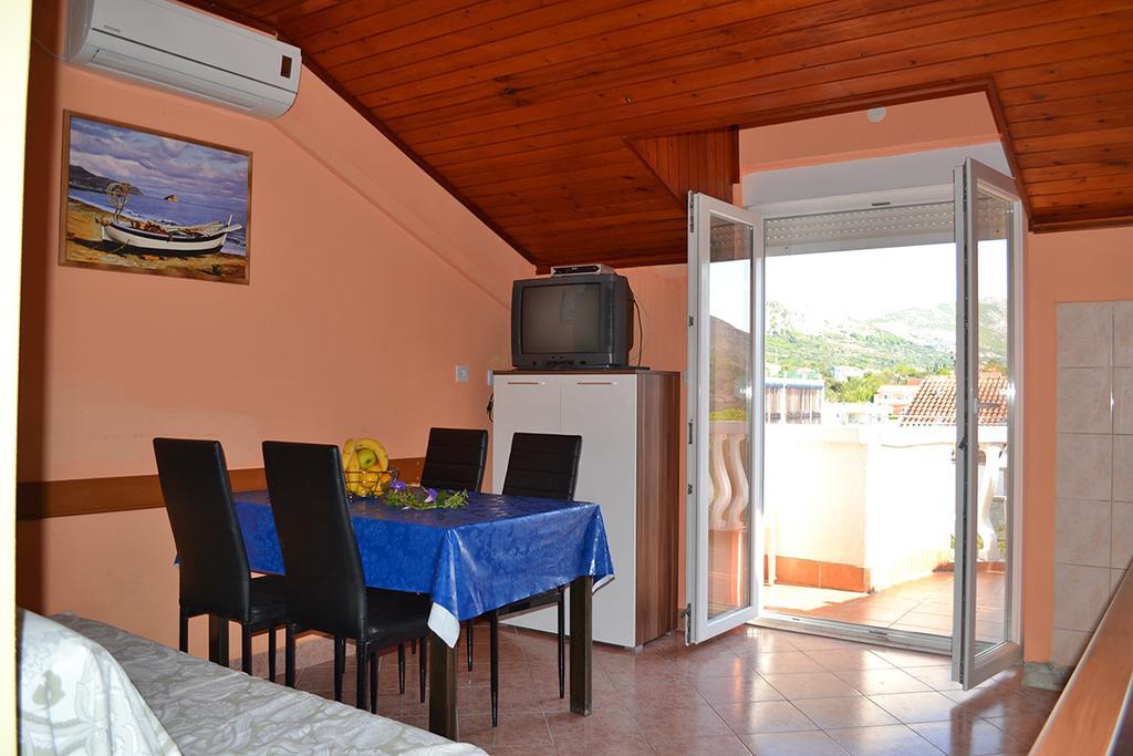 Apartmani Delfin Grebaštica Exterior foto