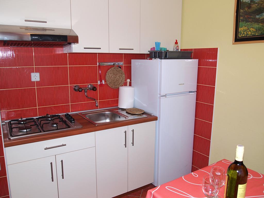 Apartmani Delfin Grebaštica Exterior foto