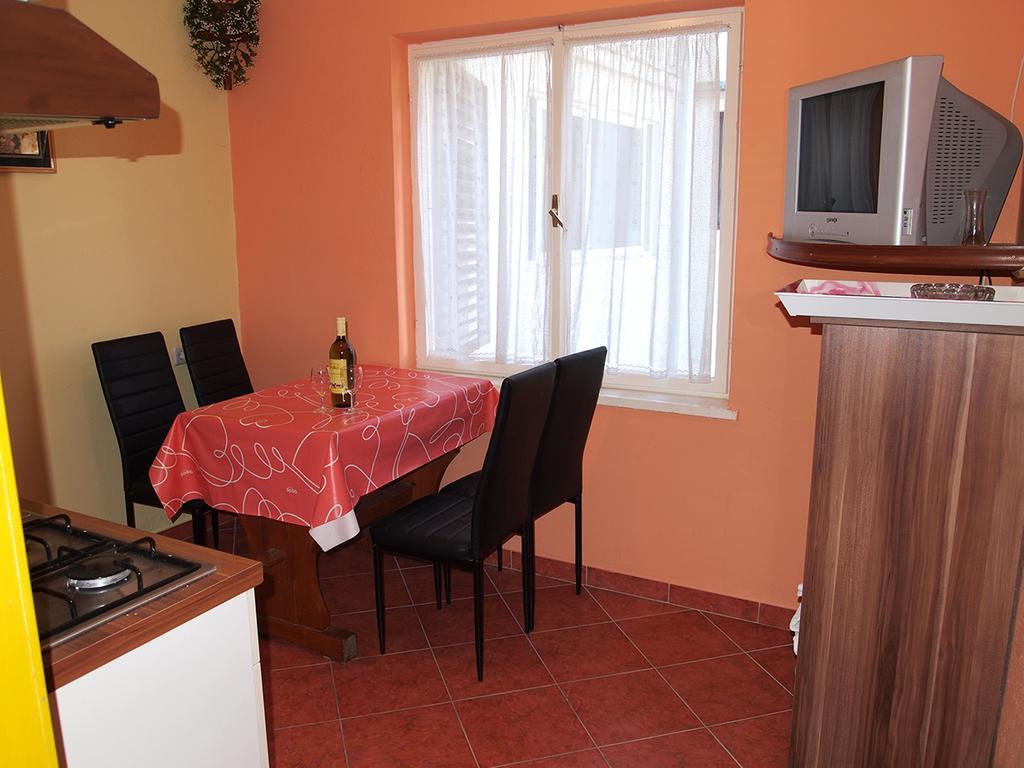 Apartmani Delfin Grebaštica Exterior foto