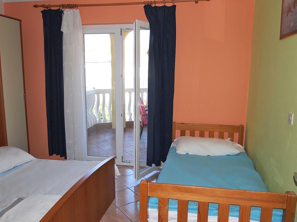 Apartmani Delfin Grebaštica Exterior foto