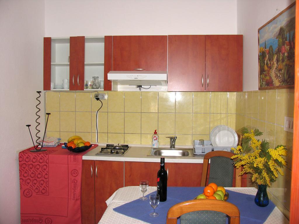 Apartmani Delfin Grebaštica Exterior foto
